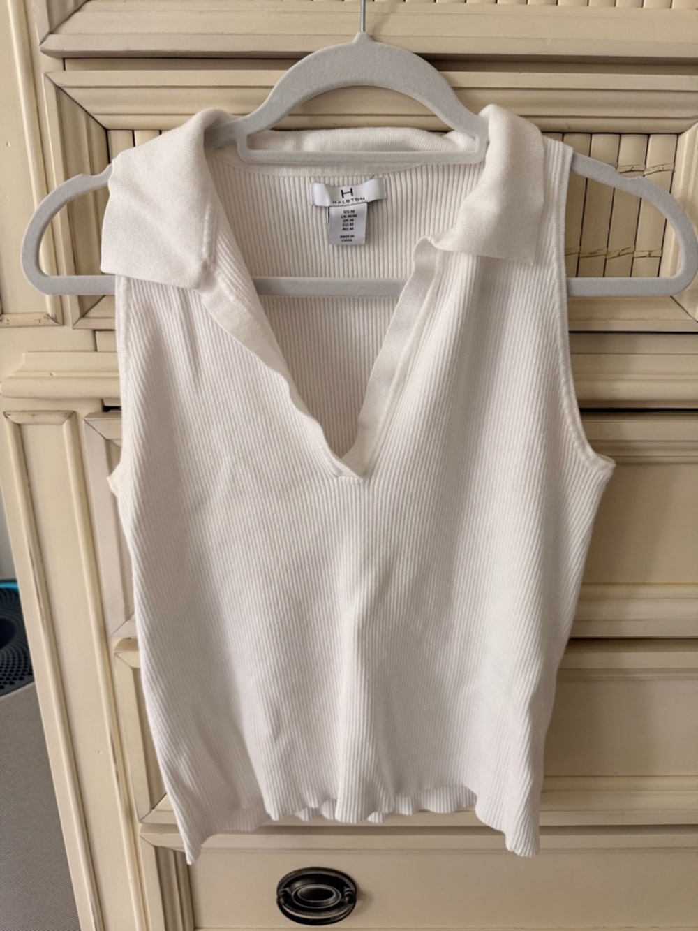 Halston Ribbed Collar Tank Top | Ivory White | Size Medium